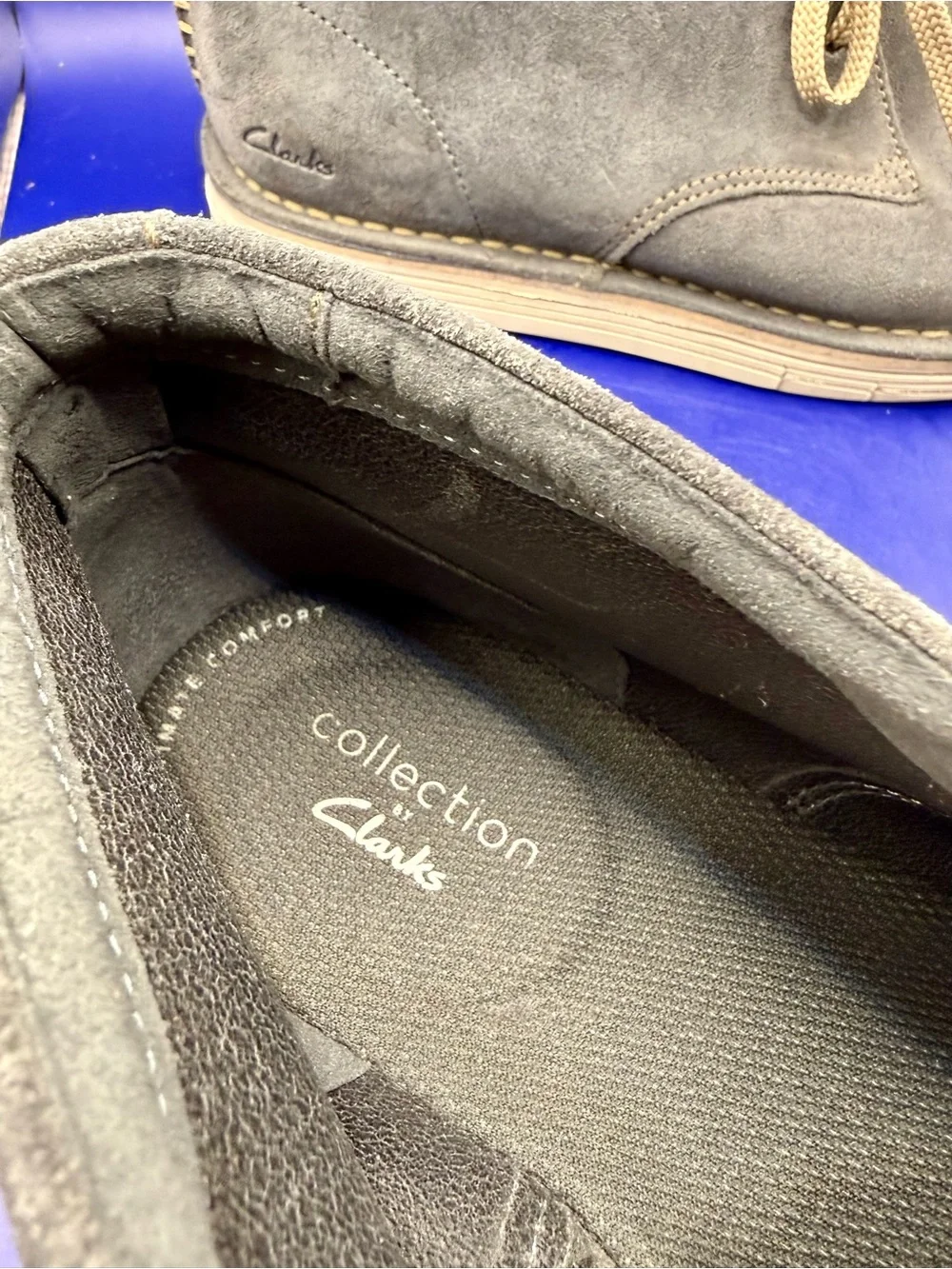 Clarks Collection Mens Chukka Boot Gray Suede Ultimate Comfort 8.5M US